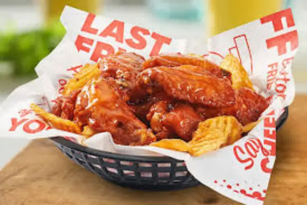 Red Robin Menu 2025: Prices, Calories & Top 7 Picks 28 Bone-In Wings red robin